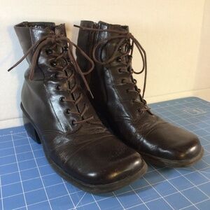 Ladies Laced Zip Entry Brown Leather Boots sz 8.5 M